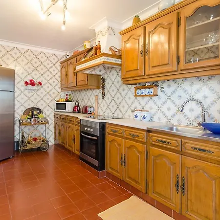 빌라 Spacious Villa For 10 With Private Pool Near Albufeira 알부페이라