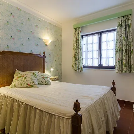Spacious Villa For 10 With Private Pool Near Albufeira Albufeira