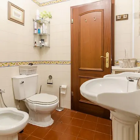 빌라 Spacious Villa For 10 With Private Pool Near Albufeira 알부페이라